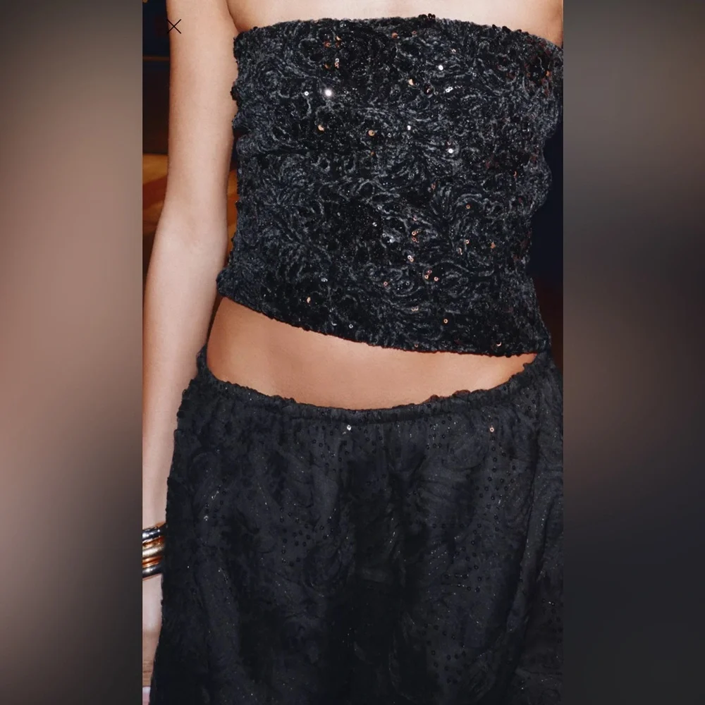ZARA SEQUIN VELVET TOP - Sz M - Picture 4 of 9